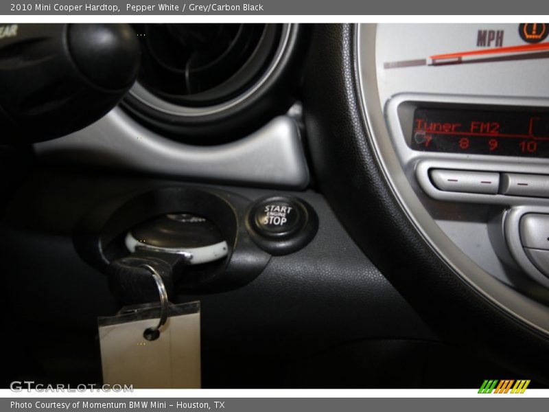 Pepper White / Grey/Carbon Black 2010 Mini Cooper Hardtop