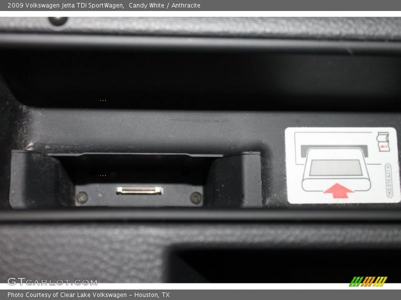Candy White / Anthracite 2009 Volkswagen Jetta TDI SportWagen