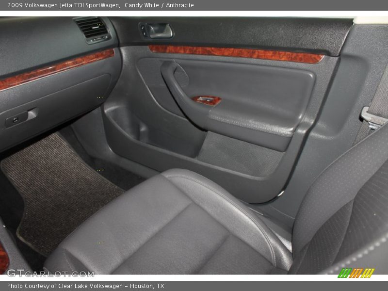 Candy White / Anthracite 2009 Volkswagen Jetta TDI SportWagen