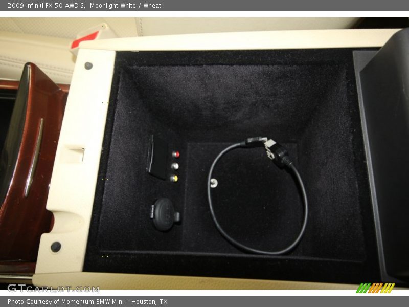 Moonlight White / Wheat 2009 Infiniti FX 50 AWD S