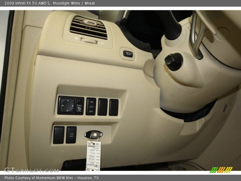Moonlight White / Wheat 2009 Infiniti FX 50 AWD S