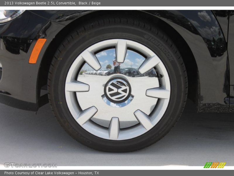 Black / Beige 2013 Volkswagen Beetle 2.5L Convertible
