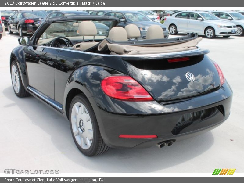 Black / Beige 2013 Volkswagen Beetle 2.5L Convertible