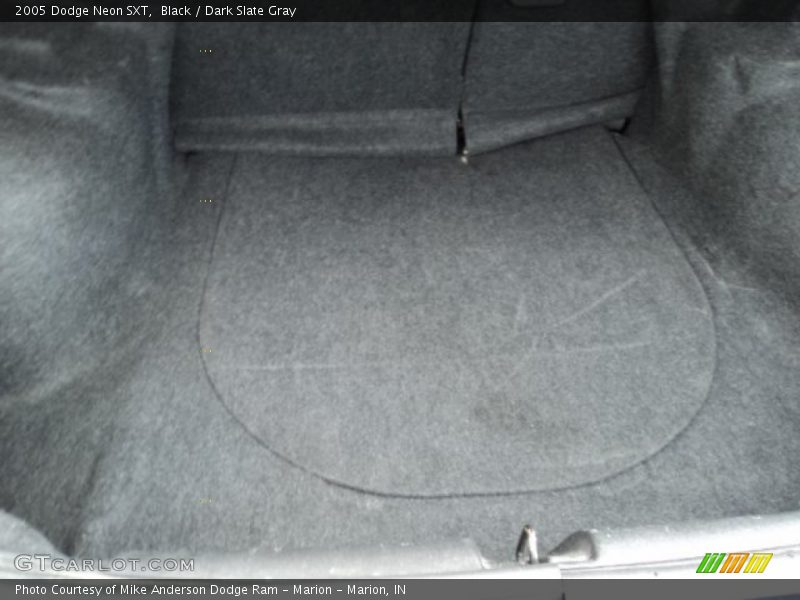 Black / Dark Slate Gray 2005 Dodge Neon SXT