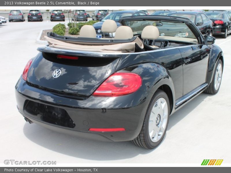 Black / Beige 2013 Volkswagen Beetle 2.5L Convertible