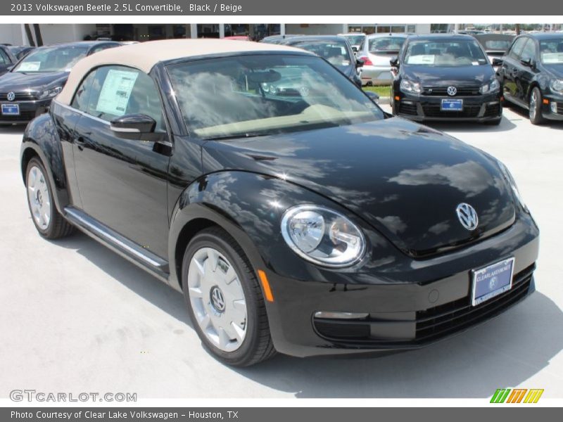 Black / Beige 2013 Volkswagen Beetle 2.5L Convertible