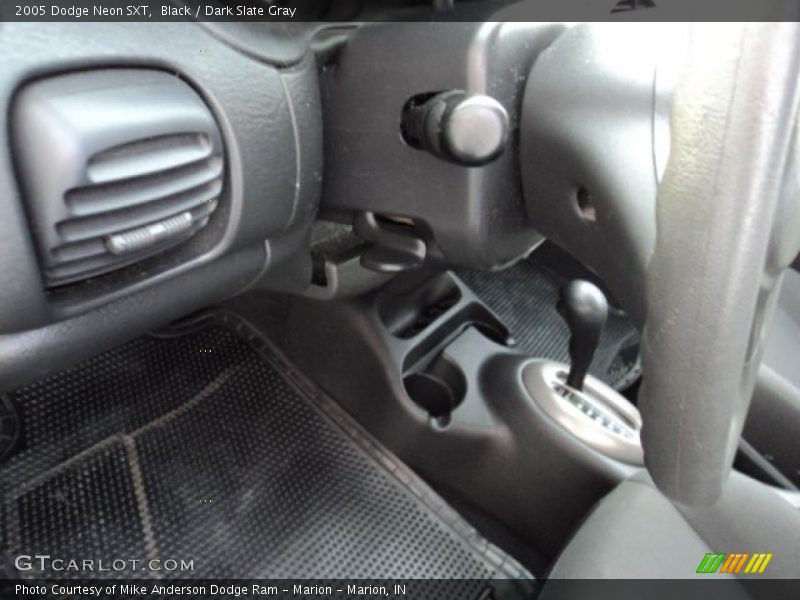 Black / Dark Slate Gray 2005 Dodge Neon SXT