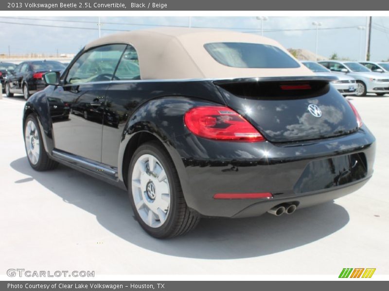 Black / Beige 2013 Volkswagen Beetle 2.5L Convertible