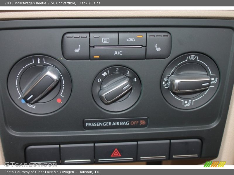 Black / Beige 2013 Volkswagen Beetle 2.5L Convertible