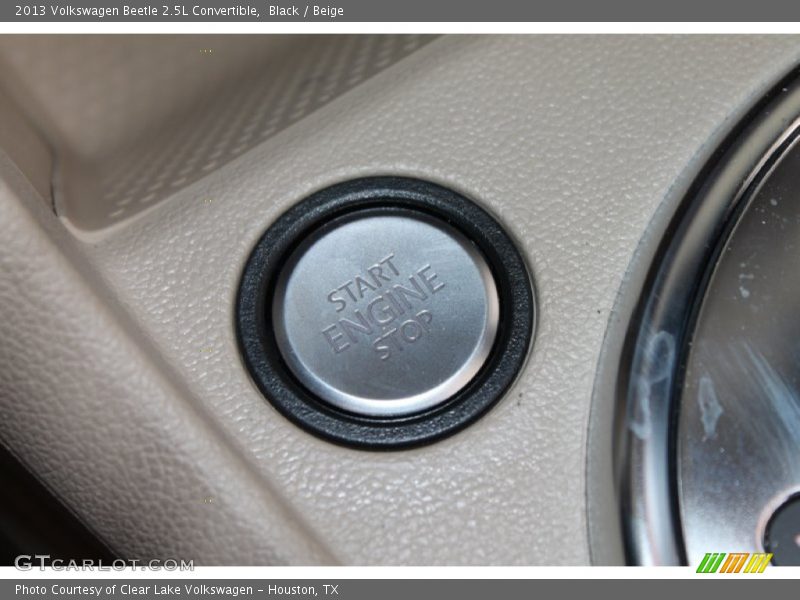 Black / Beige 2013 Volkswagen Beetle 2.5L Convertible