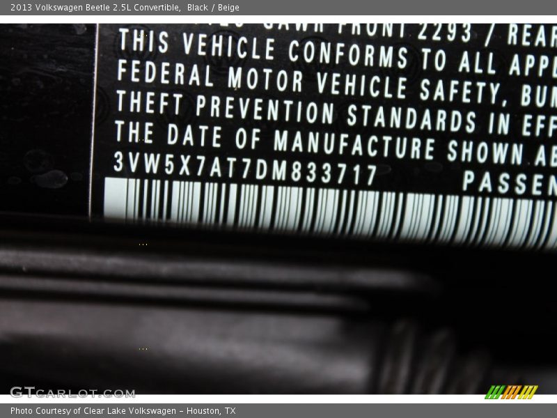 Black / Beige 2013 Volkswagen Beetle 2.5L Convertible