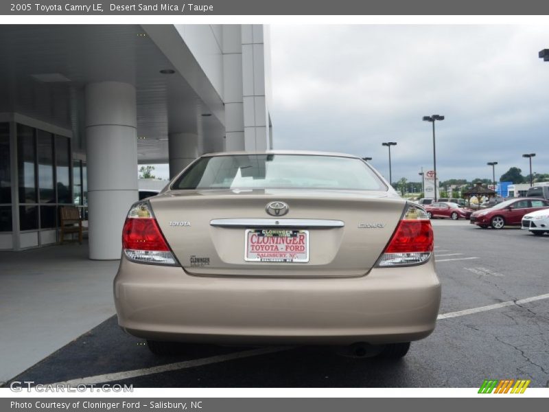 Desert Sand Mica / Taupe 2005 Toyota Camry LE