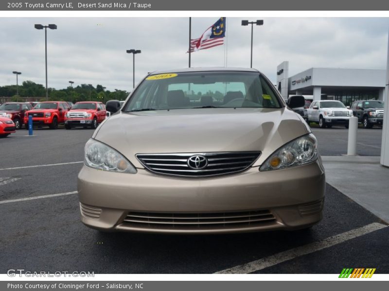 Desert Sand Mica / Taupe 2005 Toyota Camry LE