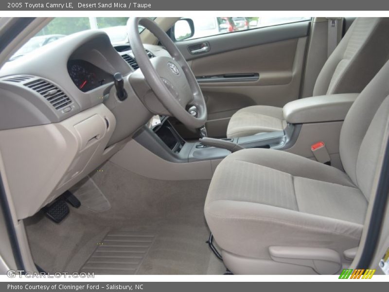 Desert Sand Mica / Taupe 2005 Toyota Camry LE