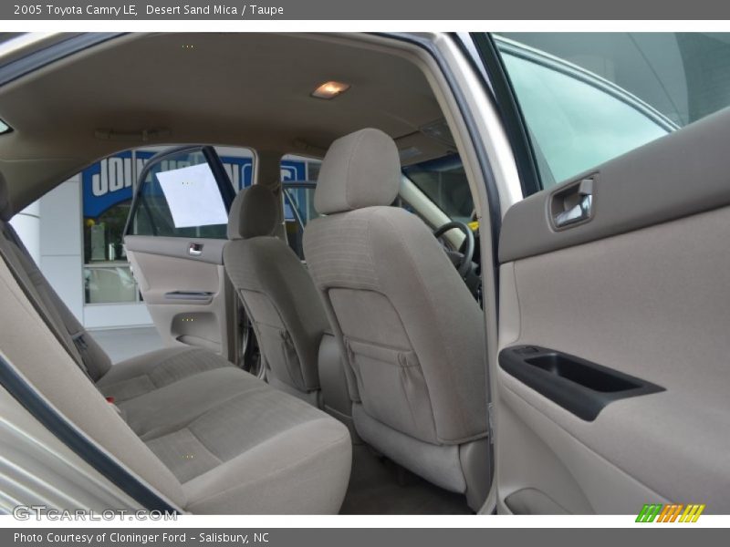 Desert Sand Mica / Taupe 2005 Toyota Camry LE