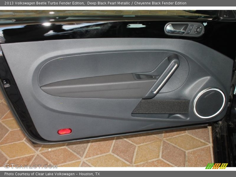 Deep Black Pearl Metallic / Cheyenne Black Fender Edition 2013 Volkswagen Beetle Turbo Fender Edition