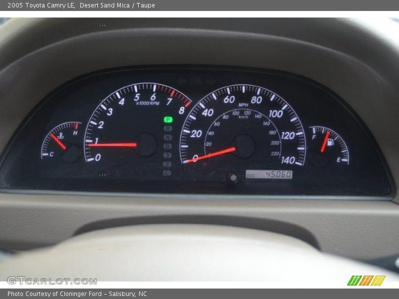 Desert Sand Mica / Taupe 2005 Toyota Camry LE