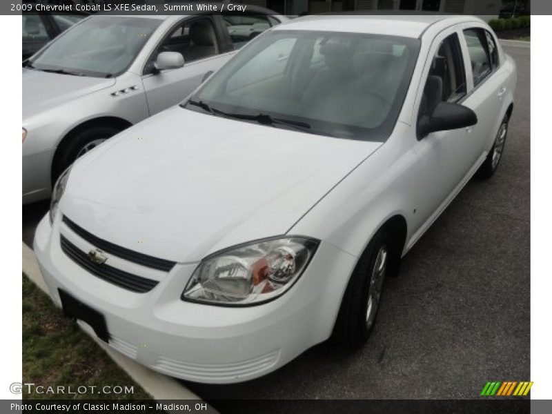 Summit White / Gray 2009 Chevrolet Cobalt LS XFE Sedan