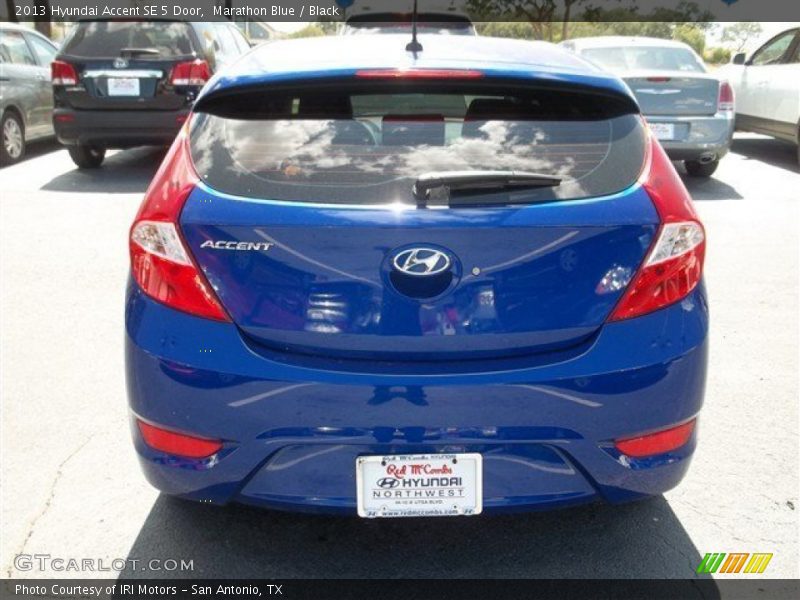 Marathon Blue / Black 2013 Hyundai Accent SE 5 Door