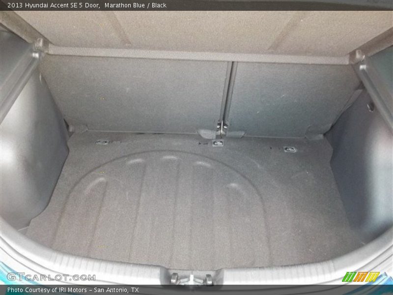Marathon Blue / Black 2013 Hyundai Accent SE 5 Door