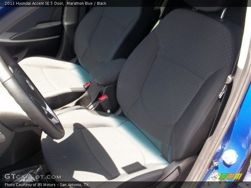 Marathon Blue / Black 2013 Hyundai Accent SE 5 Door