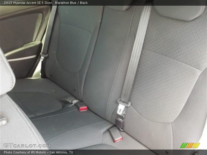 Marathon Blue / Black 2013 Hyundai Accent SE 5 Door