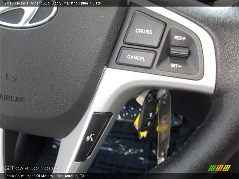 Marathon Blue / Black 2013 Hyundai Accent SE 5 Door