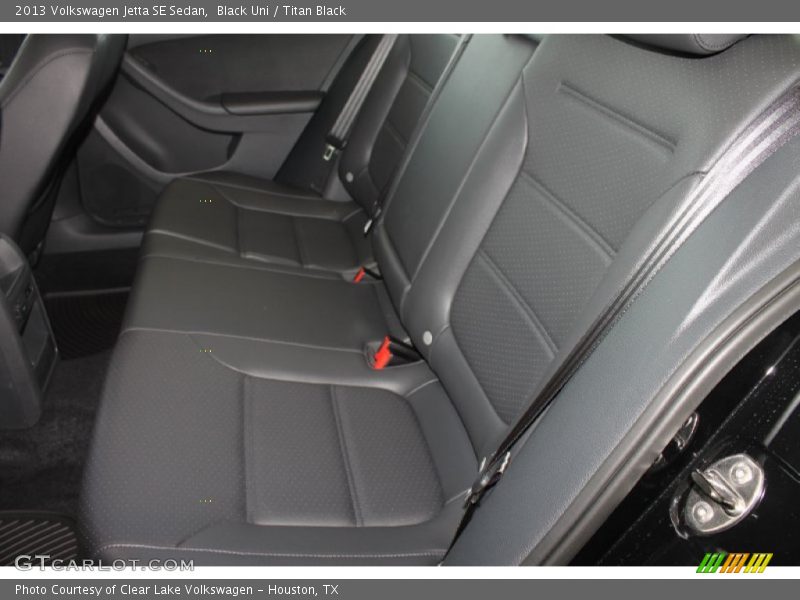 Black Uni / Titan Black 2013 Volkswagen Jetta SE Sedan