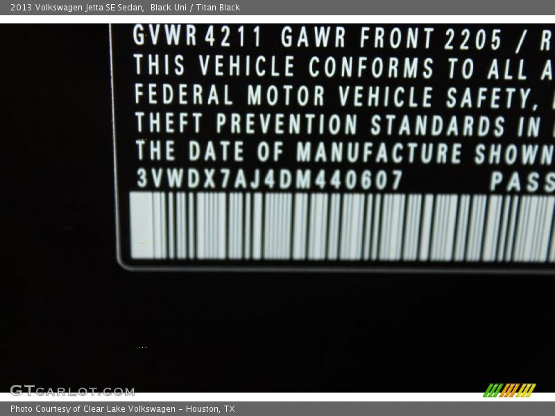 Black Uni / Titan Black 2013 Volkswagen Jetta SE Sedan