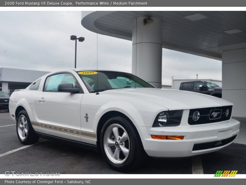 Performance White / Medium Parchment 2008 Ford Mustang V6 Deluxe Coupe