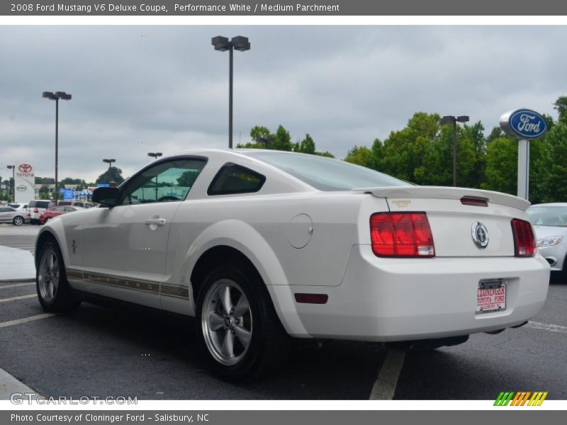 Performance White / Medium Parchment 2008 Ford Mustang V6 Deluxe Coupe