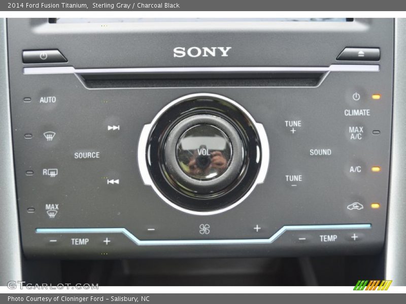 Controls of 2014 Fusion Titanium