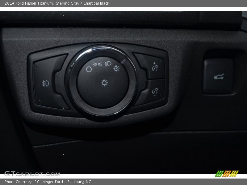 Controls of 2014 Fusion Titanium