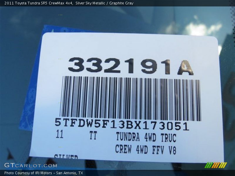 Silver Sky Metallic / Graphite Gray 2011 Toyota Tundra SR5 CrewMax 4x4