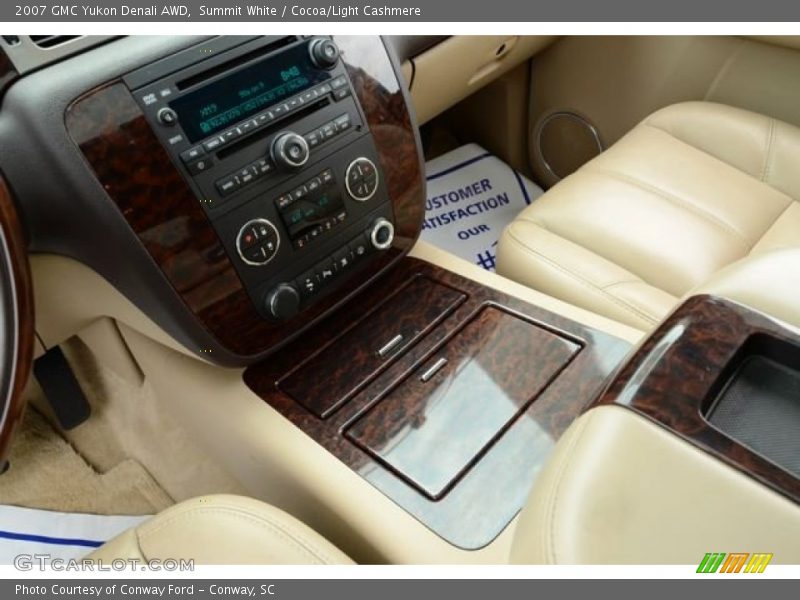 Summit White / Cocoa/Light Cashmere 2007 GMC Yukon Denali AWD