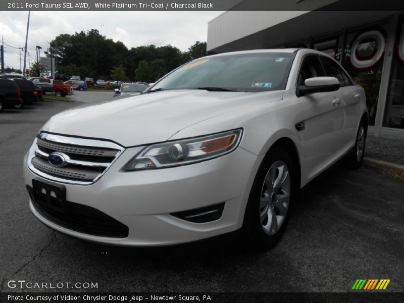 White Platinum Tri-Coat / Charcoal Black 2011 Ford Taurus SEL AWD