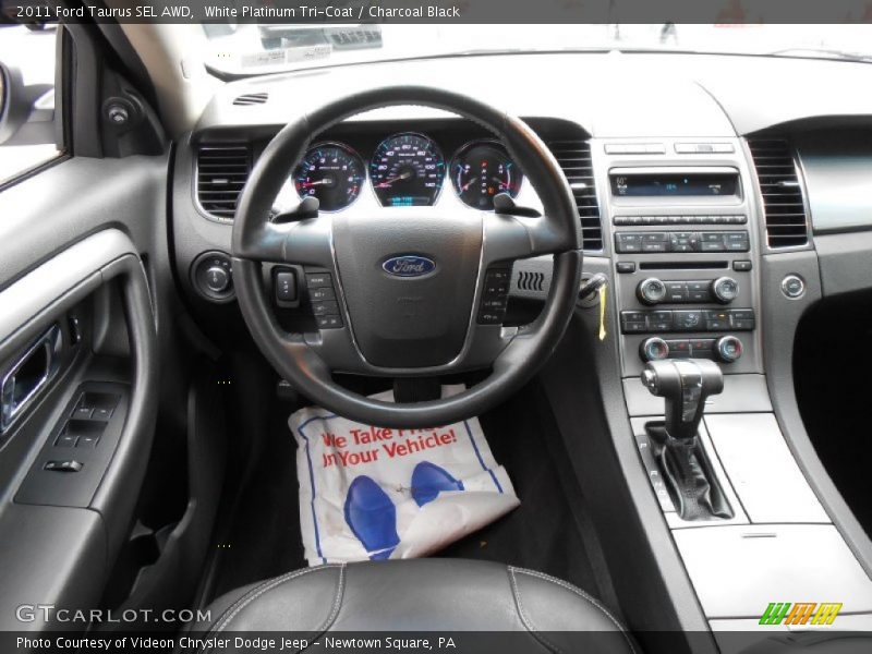 White Platinum Tri-Coat / Charcoal Black 2011 Ford Taurus SEL AWD