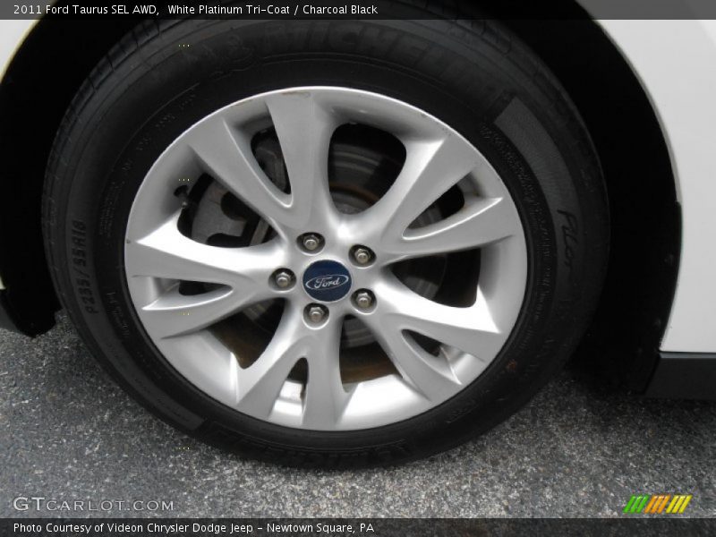 White Platinum Tri-Coat / Charcoal Black 2011 Ford Taurus SEL AWD