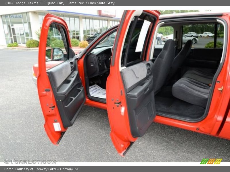 Flame Red / Dark Slate Gray 2004 Dodge Dakota SLT Quad Cab