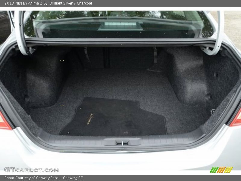 Brilliant Silver / Charcoal 2013 Nissan Altima 2.5