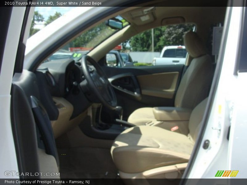 Super White / Sand Beige 2010 Toyota RAV4 I4 4WD