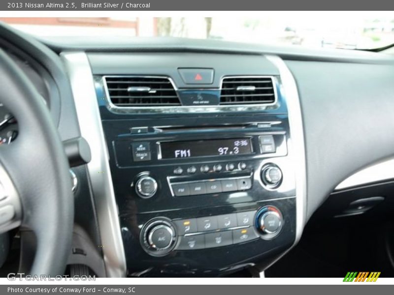 Brilliant Silver / Charcoal 2013 Nissan Altima 2.5