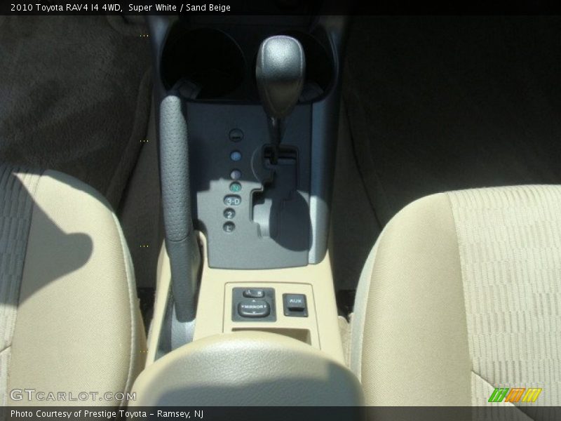 Super White / Sand Beige 2010 Toyota RAV4 I4 4WD