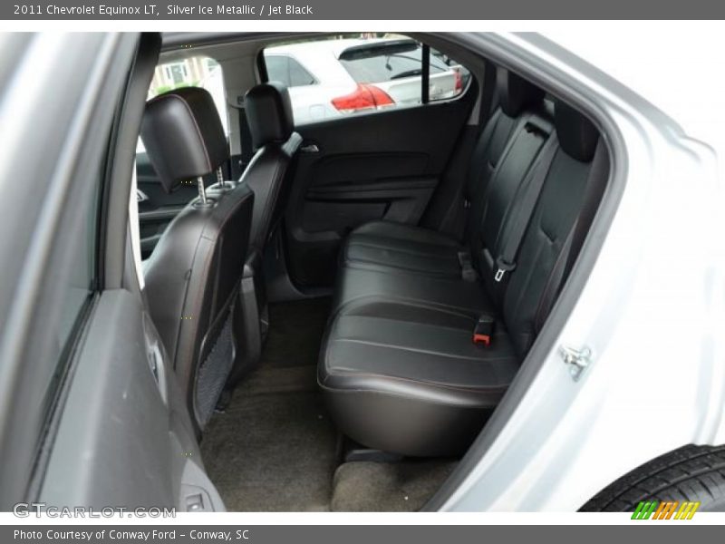 Silver Ice Metallic / Jet Black 2011 Chevrolet Equinox LT