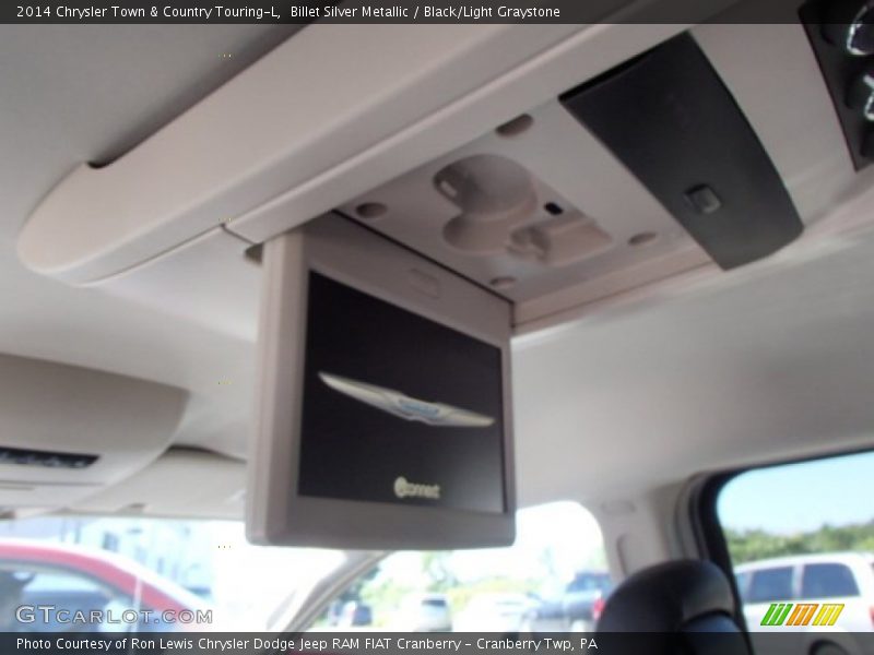 Billet Silver Metallic / Black/Light Graystone 2014 Chrysler Town & Country Touring-L