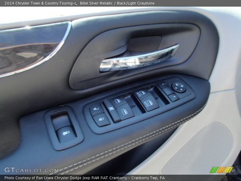 Billet Silver Metallic / Black/Light Graystone 2014 Chrysler Town & Country Touring-L