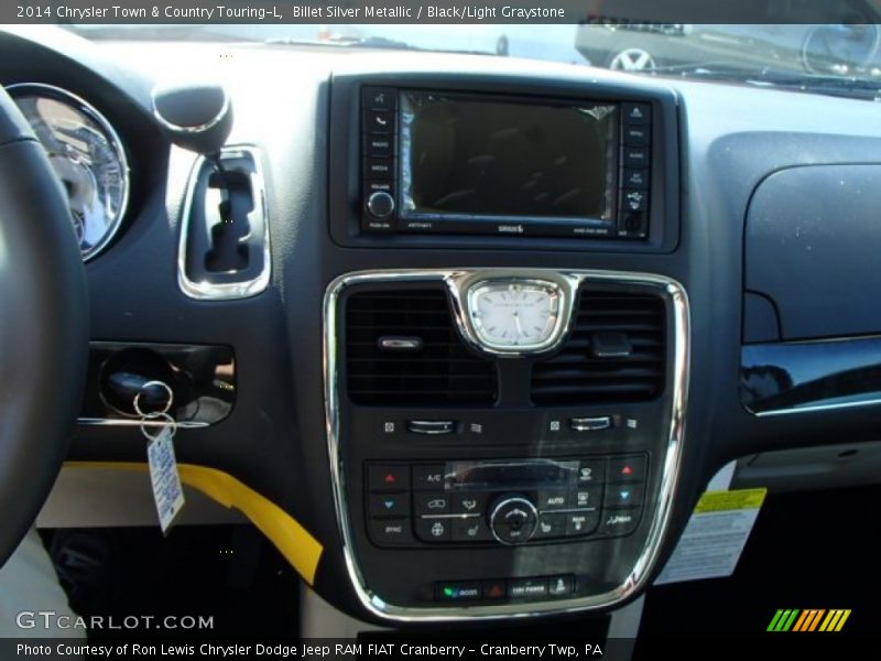 Billet Silver Metallic / Black/Light Graystone 2014 Chrysler Town & Country Touring-L