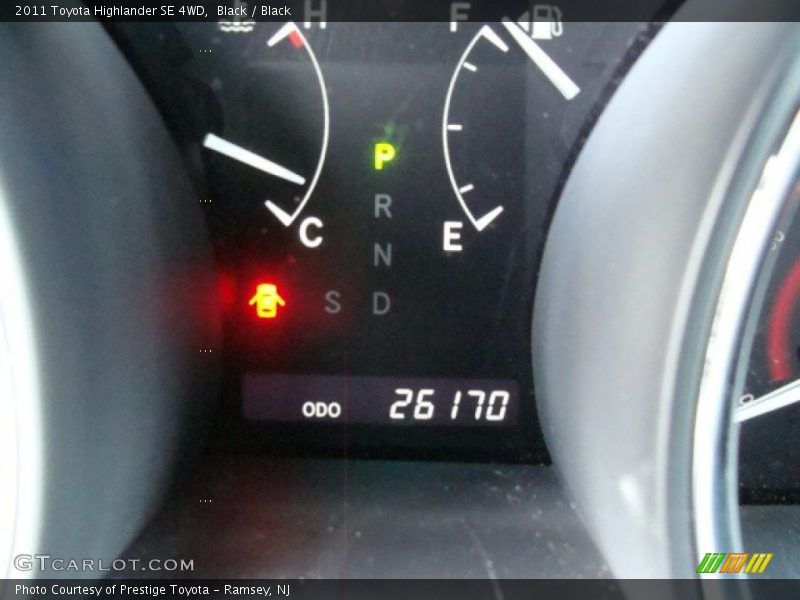 Black / Black 2011 Toyota Highlander SE 4WD
