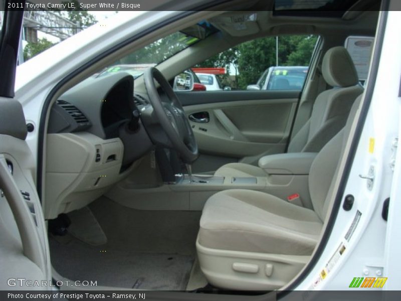 Super White / Bisque 2011 Toyota Camry LE