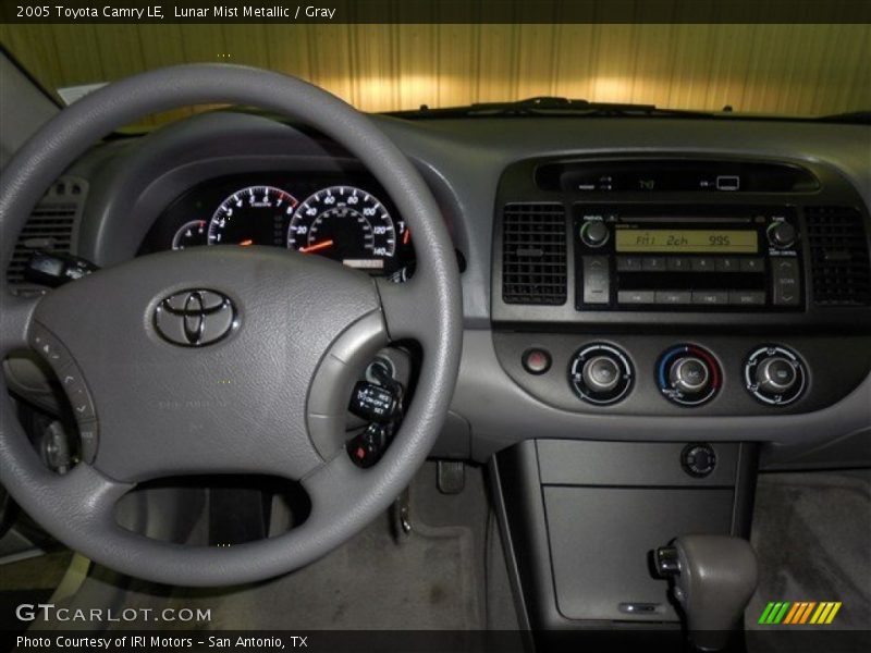 Lunar Mist Metallic / Gray 2005 Toyota Camry LE